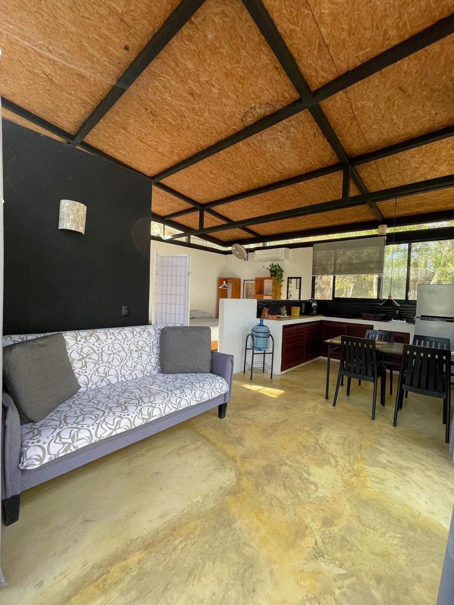 Centro Sati Bungalow Cuatunalco Buitenkant foto